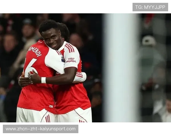 约克雷斯阿森纳首秀，抢点垫射入网先拔头